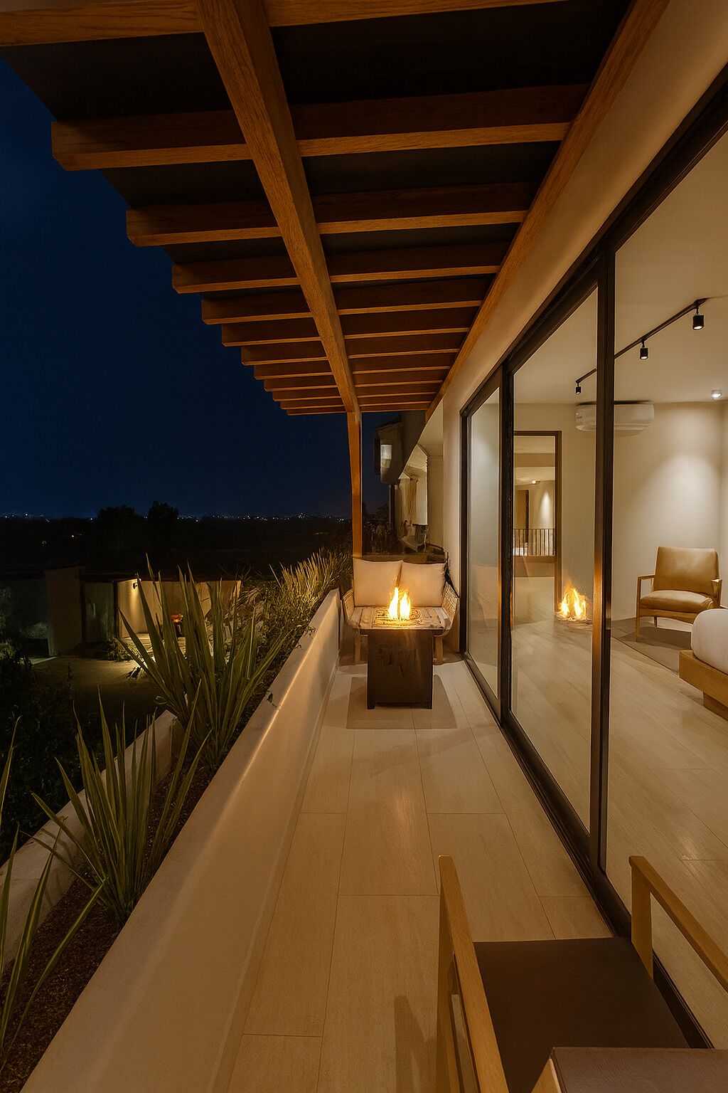 Presidential Room | Premium bedding, minibar, in-room safe, individually decorated