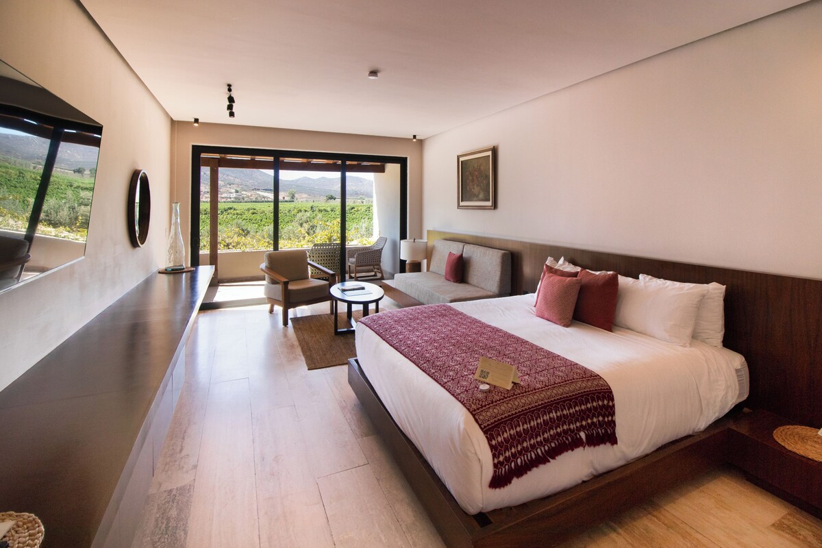 Panoramic Room | Premium bedding, minibar, in-room safe, desk