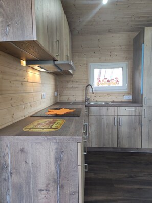 Kühlschrank, Ofen, Herdplatte, Geschirrspüler