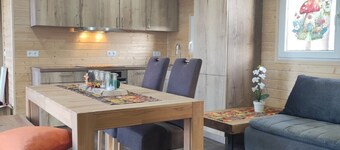 Tiny House 'Unser Großer Tiny House' avec vue sur les montagnes, jardin partagé et Wi-Fi