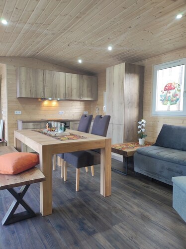 Tiny House 'Unser Großer Tiny House' with Mountain View, Shared Garden and Wi-Fi