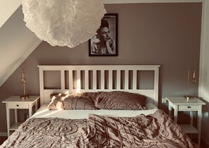 2 bedrooms, free WiFi, bed sheets