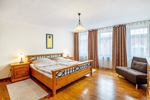 1 habitación y ropa de cama 