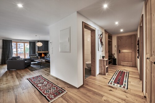 Apartment 'Heidpark' with Balcony and Wi-Fi