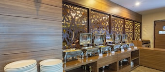 Hotel Verandah