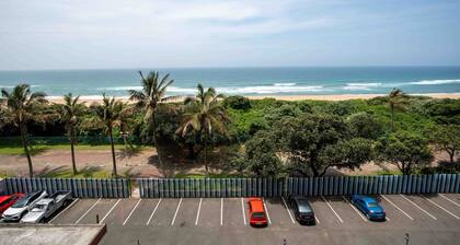 Amanzi402 Oceanview Apartment