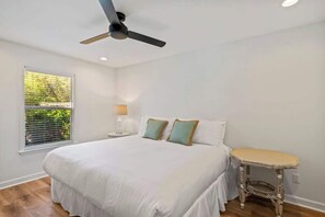 3 間睡房、熨斗/熨衫板、免費 Wi-Fi、床單