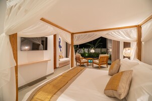 Escritorio, wifi gratis y ropa de cama