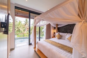 Panoramic Villa | Desk, free WiFi, bed sheets - D'Macho Villas Ubud (Mas)