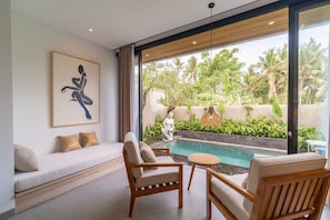 Flat-screen TV - D'Macho Villas Ubud (Mas)