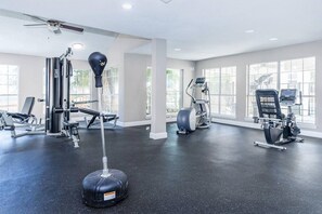 Apartment, 2 Schlafzimmer, Balkon, Meerblick | Fitnessbereich