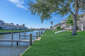 Apartamento, 2 quartos, sacada, vista para o oceano | Área da propriedade