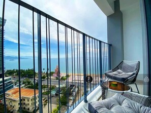 Terrace/patio - Panorama Beachfront Nha Trang by LYN Condotel (Nha Trang)