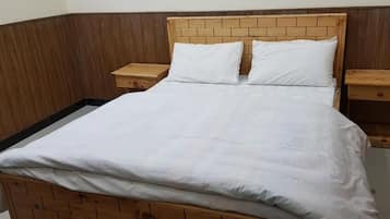 Deluxe-Doppelzimmer | Schallisolierte Zimmer, Bügeleisen/Bügelbrett, kostenloses WLAN