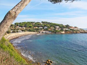Beach nearby - Le Coquillon by Interhome (Sanary sur Mer)