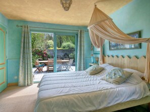 4 Schlafzimmer, Bügeleisen/Bügelbrett, WLAN