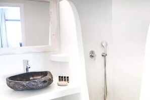 Hårtørrer, håndklæder, Sæbe, Shampoo