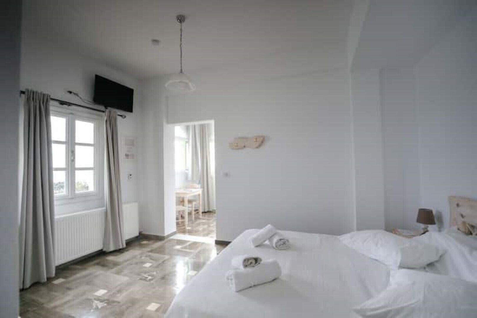 1 bedroom, in-room safe, iron/ironing board, free WiFi