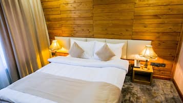 Standard Double Room | Blackout drapes, soundproofing, iron/ironing board, free WiFi