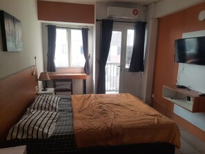 Deluxe-Doppelzimmer | 1 Schlafzimmer, Schreibtisch, kostenloses WLAN, Bettwäsche