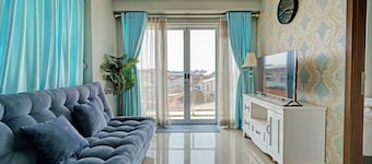 OYO Life 93097 Apartemen Gateway Pasteur By Kaisar Room