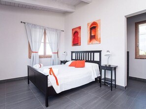 2 camere, ferro/asse da stiro, Wi-Fi gratuito, lenzuola