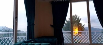 Hotel Bliss View