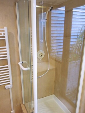 Dusche, Haartrockner