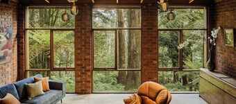 Seednest Treehouse | Forest & Mountain View