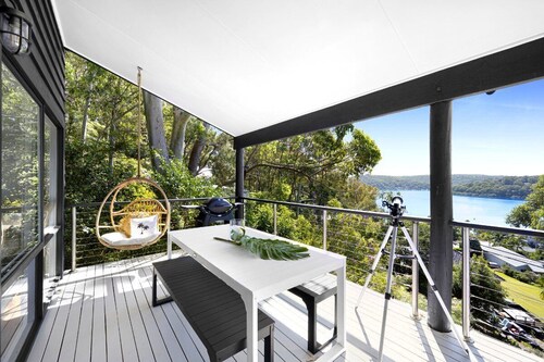 Luxury Villas Bouddi Bungalow (Walk to the beach)