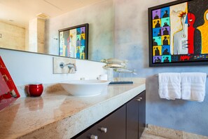 Hair dryer, towels - Just renovated! 3BD Ocean View in Molino de Agua 3BD Condo for rent in Los Muert (Puerto Vallarta)