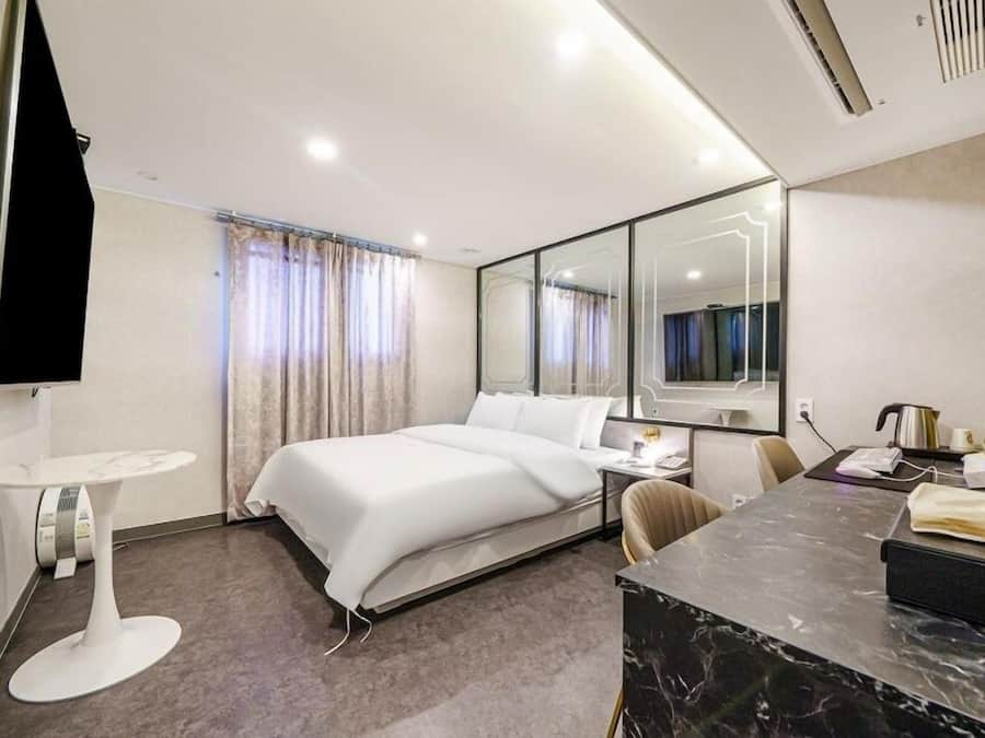 Quarto casal luxo | Individualmente decorados, individualmente mobiliados, escrivaninha