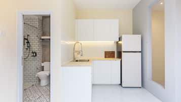 Deluxe House, 2 Bedrooms | Private kitchen