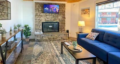 Awesome room layout at PERFECTLY located lodge in South Lake Tahoe!