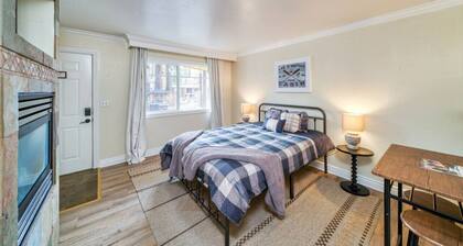 Relax & Unwind! Serene Lodge Studio & Kitchenette