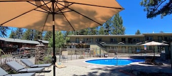 Rare unit layout making it easy to share Tahoe with friends & family!