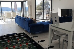Game room - Villa in Lorgues with Private Pool (Lorgues)