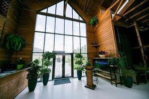 Restaurant - Hyde Park (Kok-Jar)