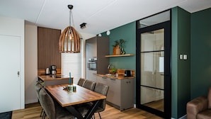Dining - Chalet in Voorthuizen near Veluwe Nature (Voorthuizen)