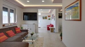 Smart TV - Apartment in Croatia near Stunning Coastline (Medulin)
