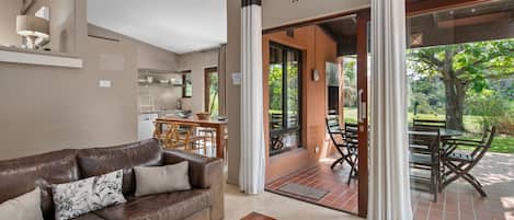 Classic Villa | Terrace/patio