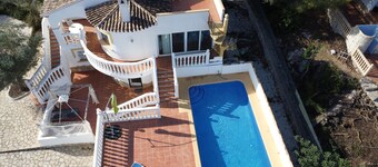 Ferienhaus "casa Elina" with private pool and sea view