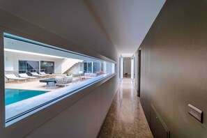 Interior - Luxurious villa, 2 pools, SPA and fitness area (Sicilia)