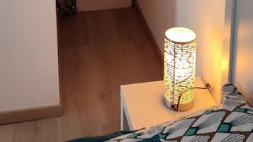 1 camera, insonorizzazione, ferro/asse da stiro, Wi-Fi