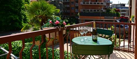 Departamento clásico | Terraza o patio