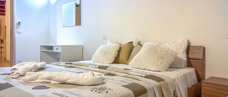 2 soverom, wi-fi (inkludert) og sengetøy