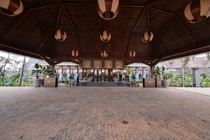 Fachada de la propiedad