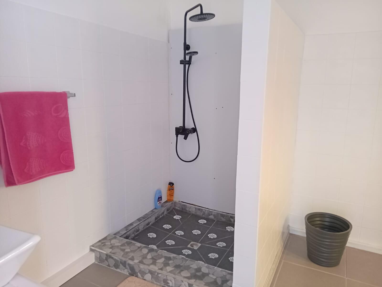 Bungalow, 2 phòng ngủ, hồ bơi riêng, quang cảnh vườn | Phòng tắm