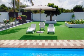 Bungalow, 2 camere da letto, piscina privata, vista giardino | Piscina | Piscina all'aperto