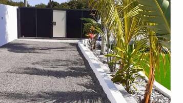 Bungalow, 2 Bedrooms, Private Pool, Garden View | Property entrance